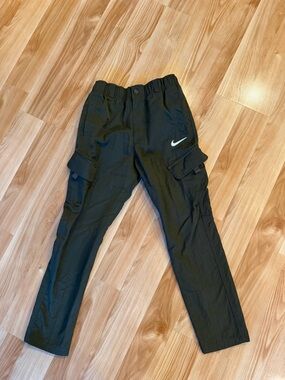 Nike dark green youth Cargo Pants